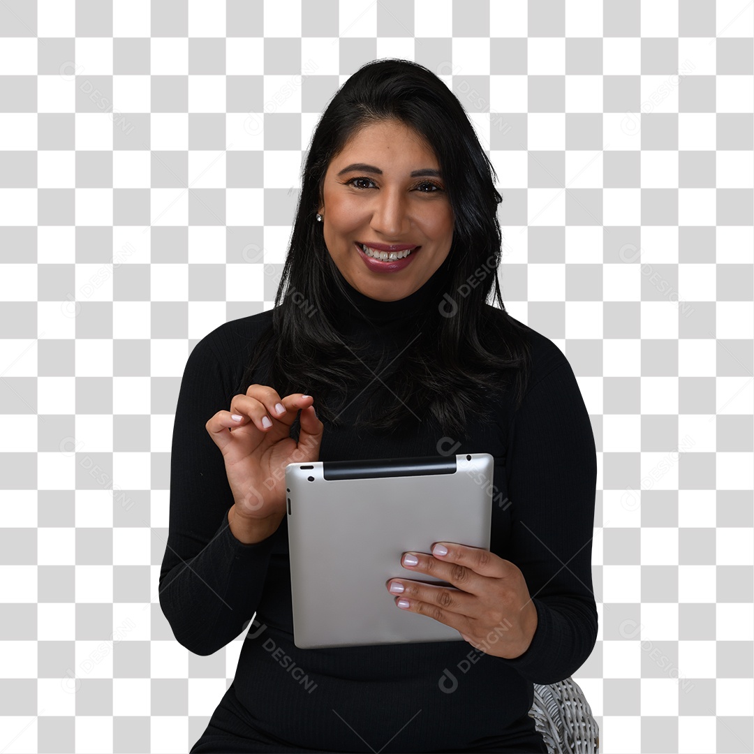 Mulher Morena Segurando Tablet PNG Transparente
