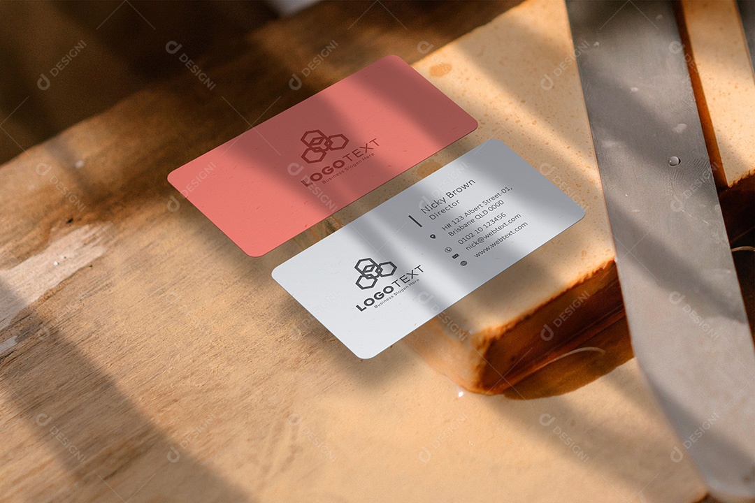 Mockup Cartão de Visita PSD Editável