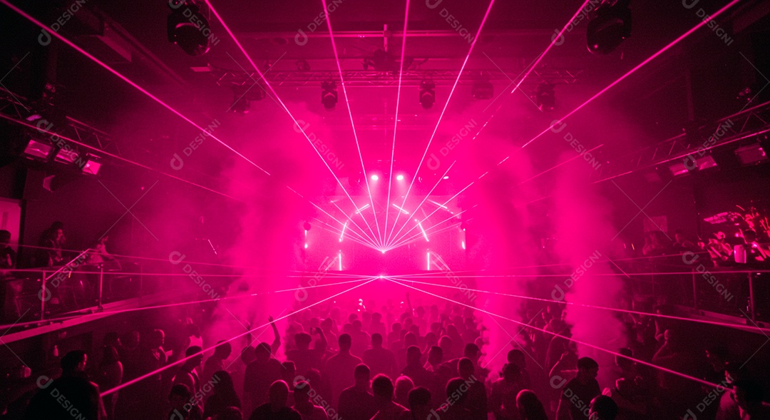 Cenário de Palco iluminado com luzes