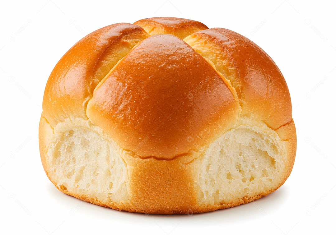 Belo pão doce sobre fundo branco isolado