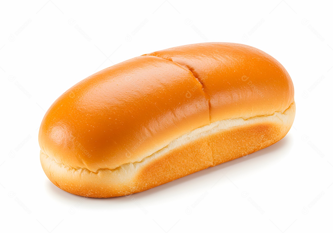 Belo pão doce sobre fundo branco isolado