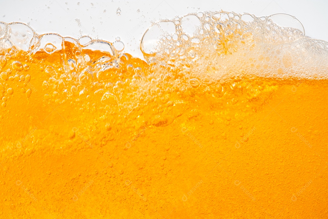 Close up brilhante laranja óleo ou textura de respingos de cerveja e ondas da natureza belas ondas curvas e pequenas bolhas suaves para design gráfico e fundo