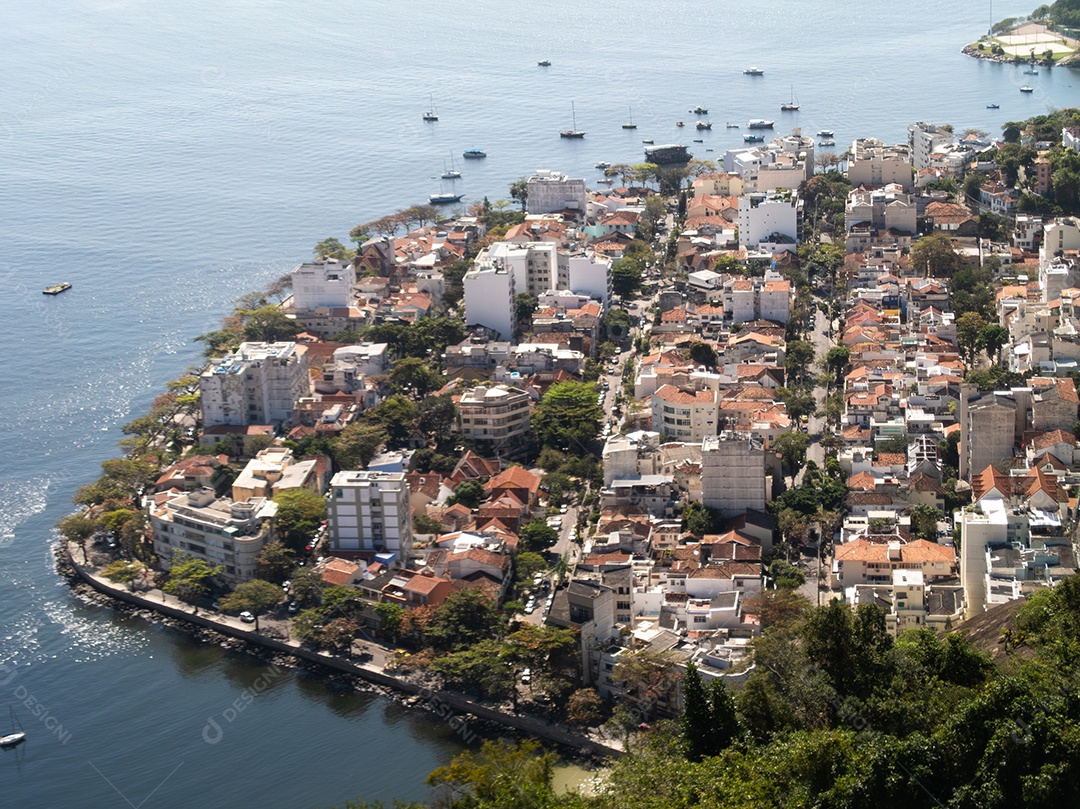 Vista aérea do bairro urbano da Urca no Rio de Janeiro