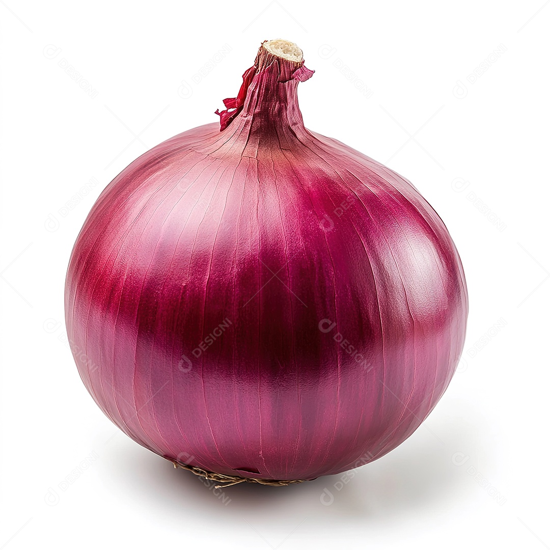 Cebola fresca isolada no branco