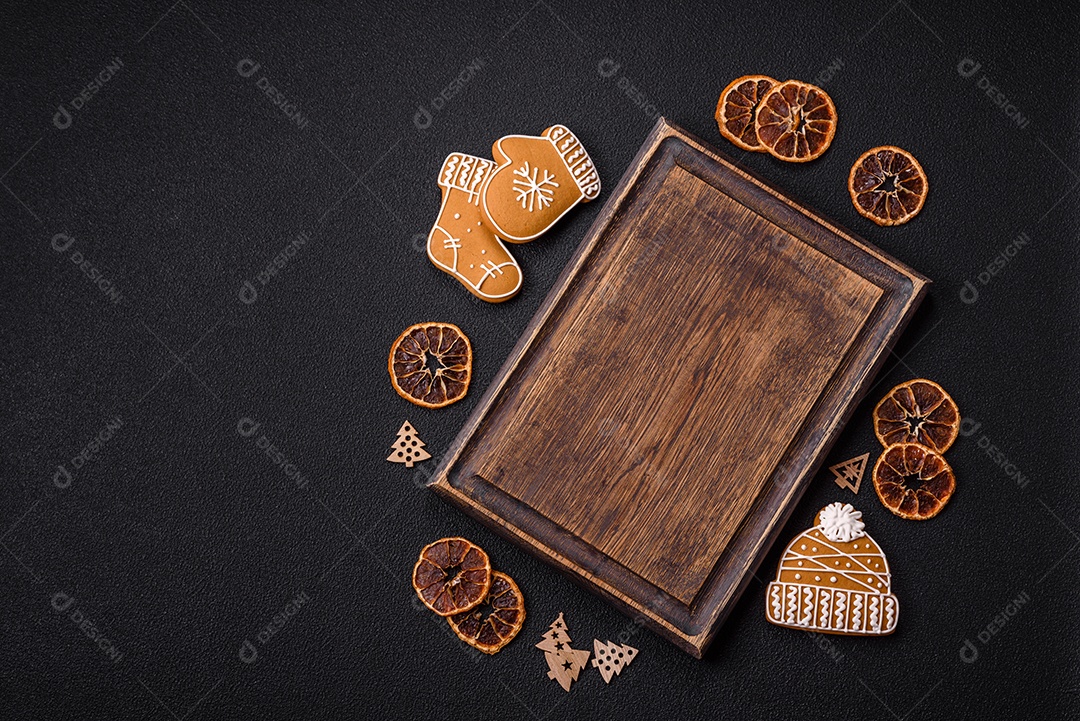 Cupcake agridoce com microgreens de cream cheese e recheio