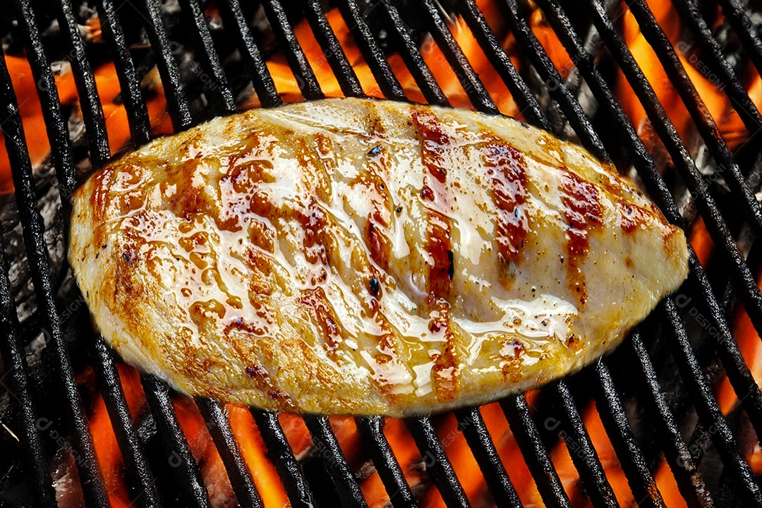 Peito de frango grelhado suculento