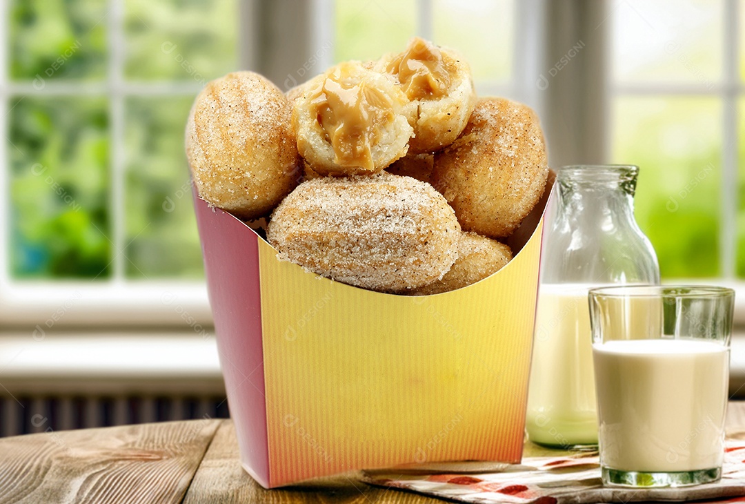 Churros tradicionais com açúcar