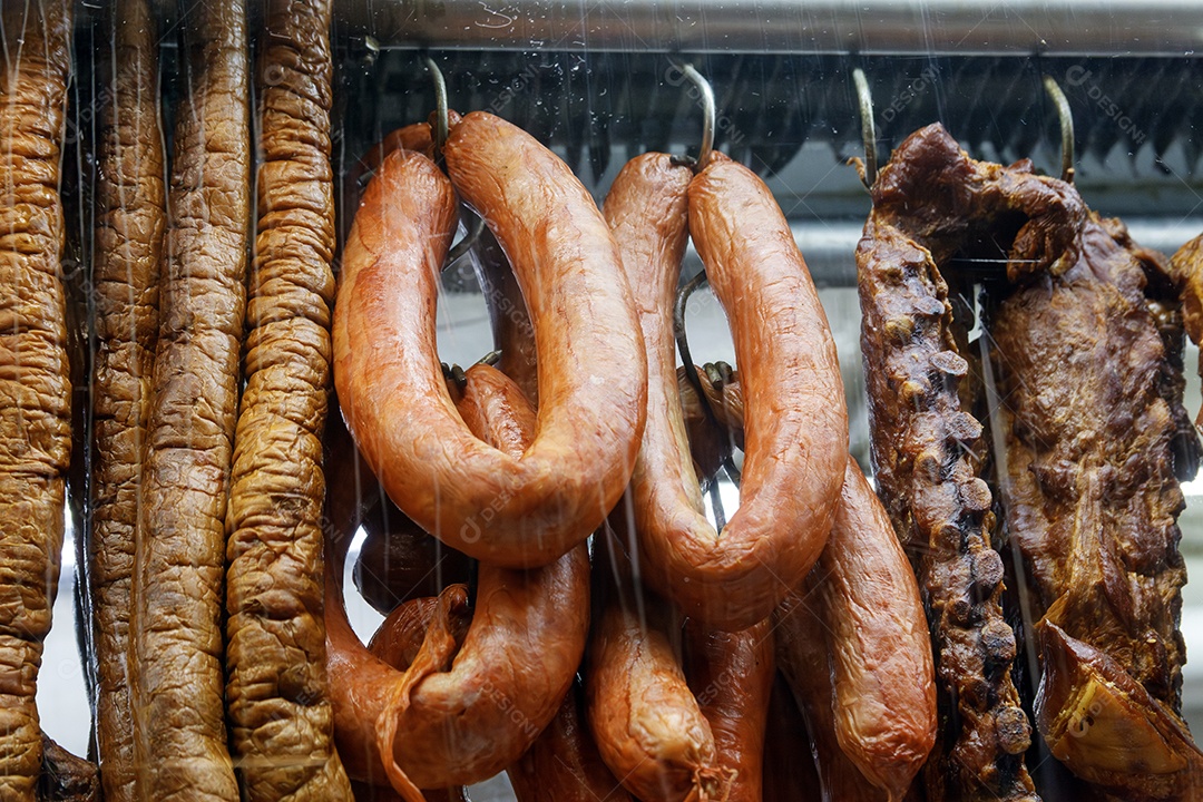 Costela linguiça vitrine de açougue
