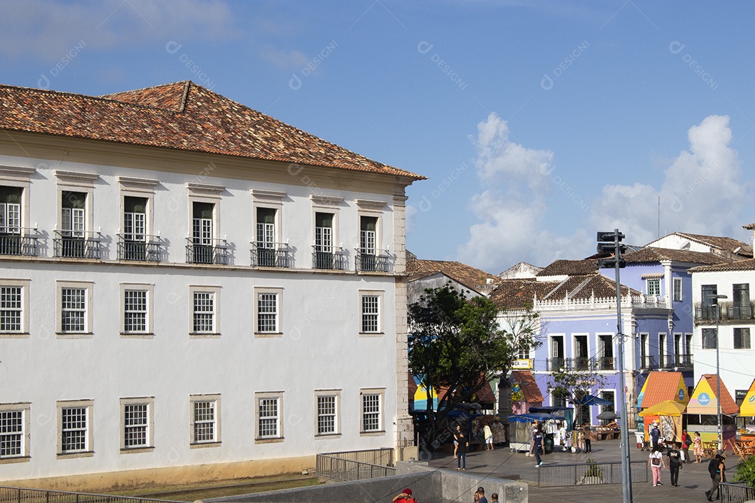 A imagem mostra o pátio interno do Museu da Misericórdia, que ocupa a edificação do Paço da Misericórdia em Salvador, Bahia.