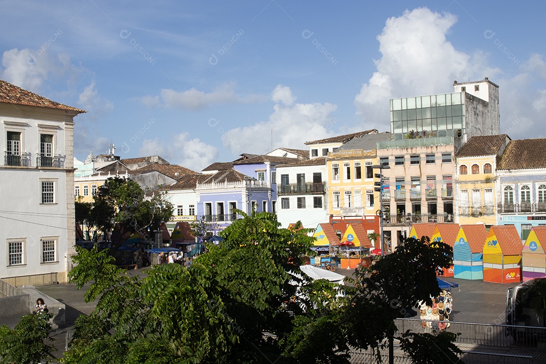 A imagem mostra o pátio interno do Museu da Misericórdia, que ocupa a edificação do Paço da Misericórdia em Salvador, Bahia.