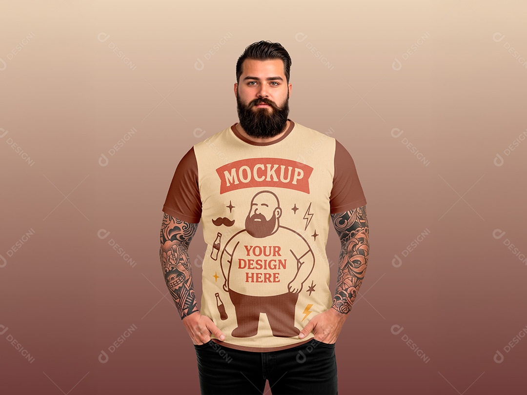 Homem com Camiseta Mockup Editável