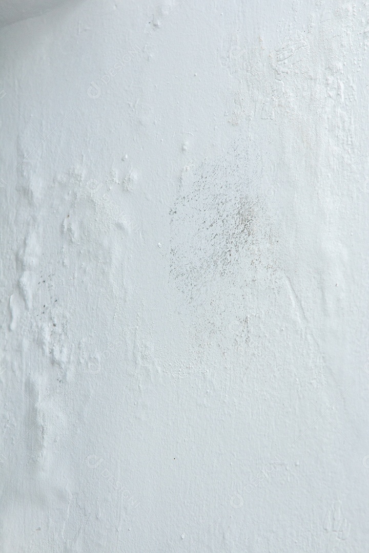 Parede branca com manchas e textura