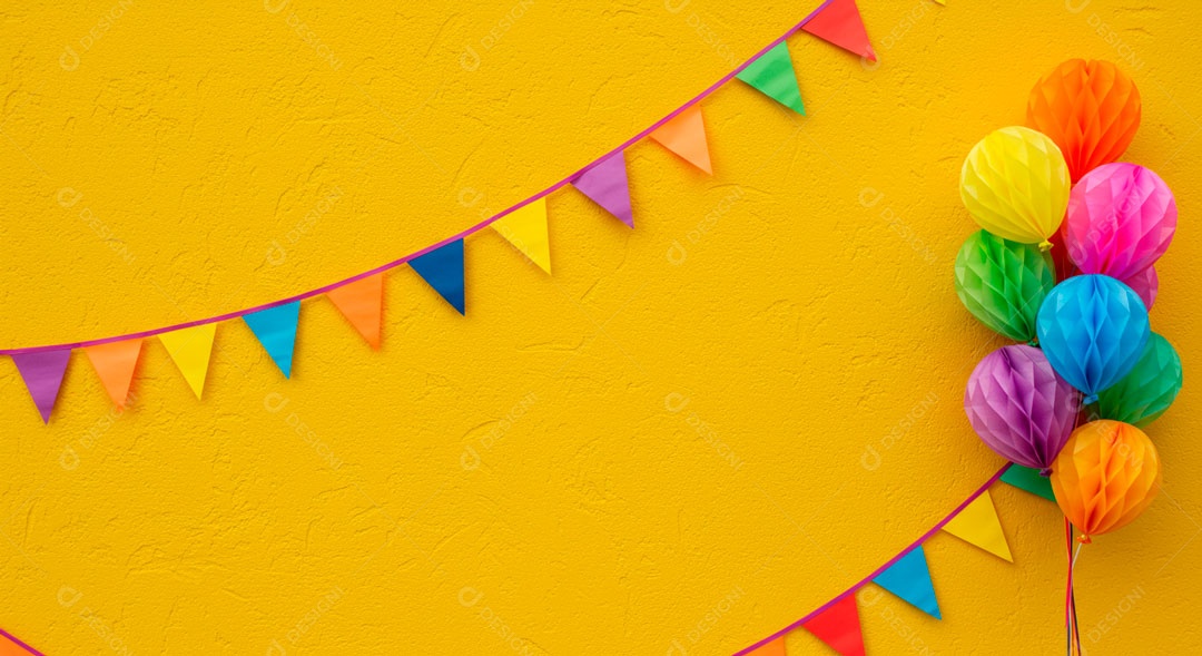 Cenário de São João bandeirinhas em uma parede