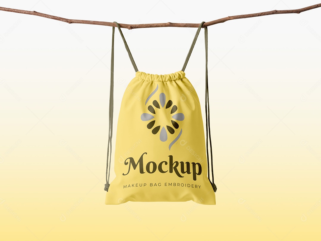 Bolsa Pendurada no Galho Mockup Acessório Árvore Guardar PSD Editável