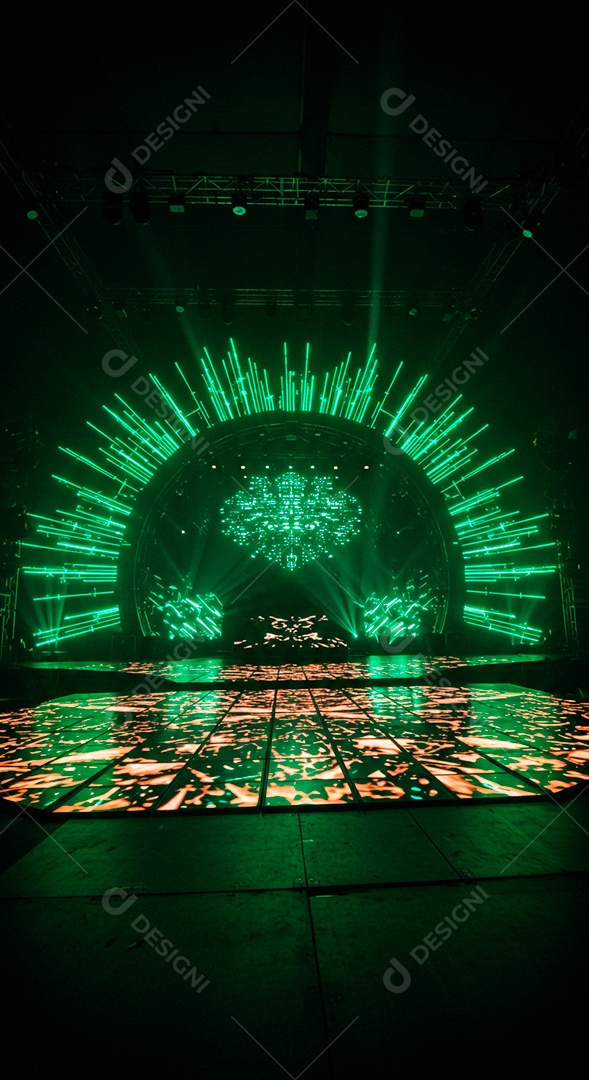 Cenário de Palco iluminado com luzes