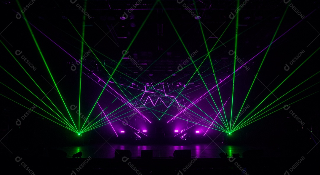 Cenário de Palco iluminado com luzes