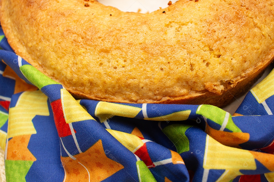 Alimento típico de festa junina em uma colorida