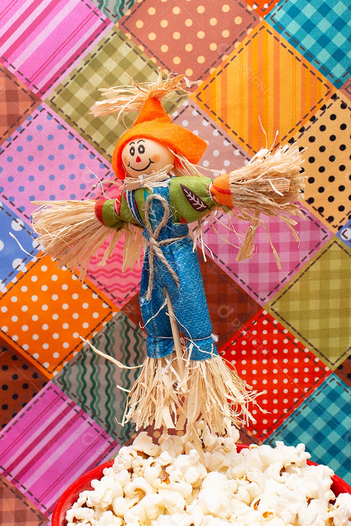 Alimento típico de festa junina em uma colorida