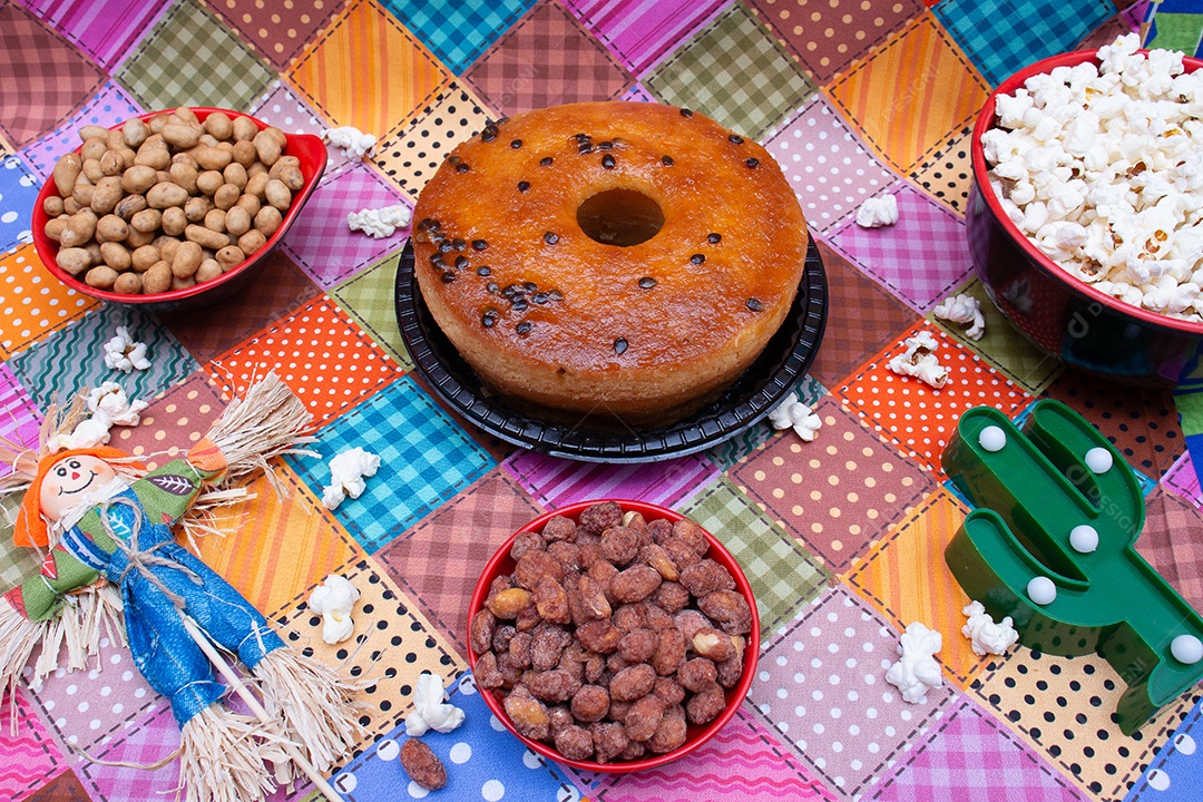 Alimento típico de festa junina em uma colorida