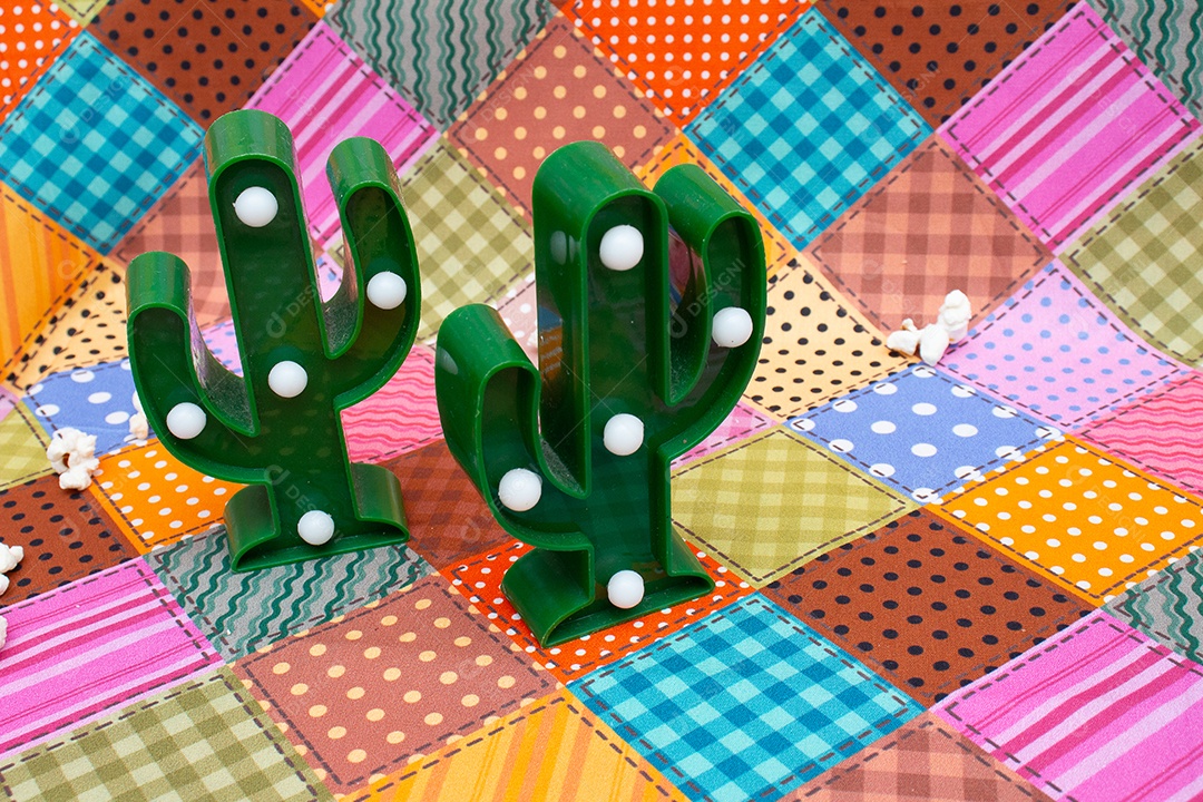 Cenário de Festa Junina toalha xadrez