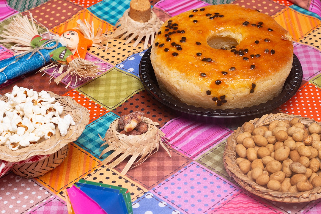 Alimento típico de festa junina em uma colorida
