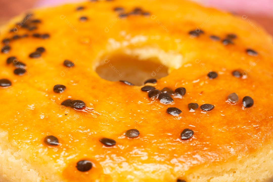 Alimento típico de festa junina em uma colorida