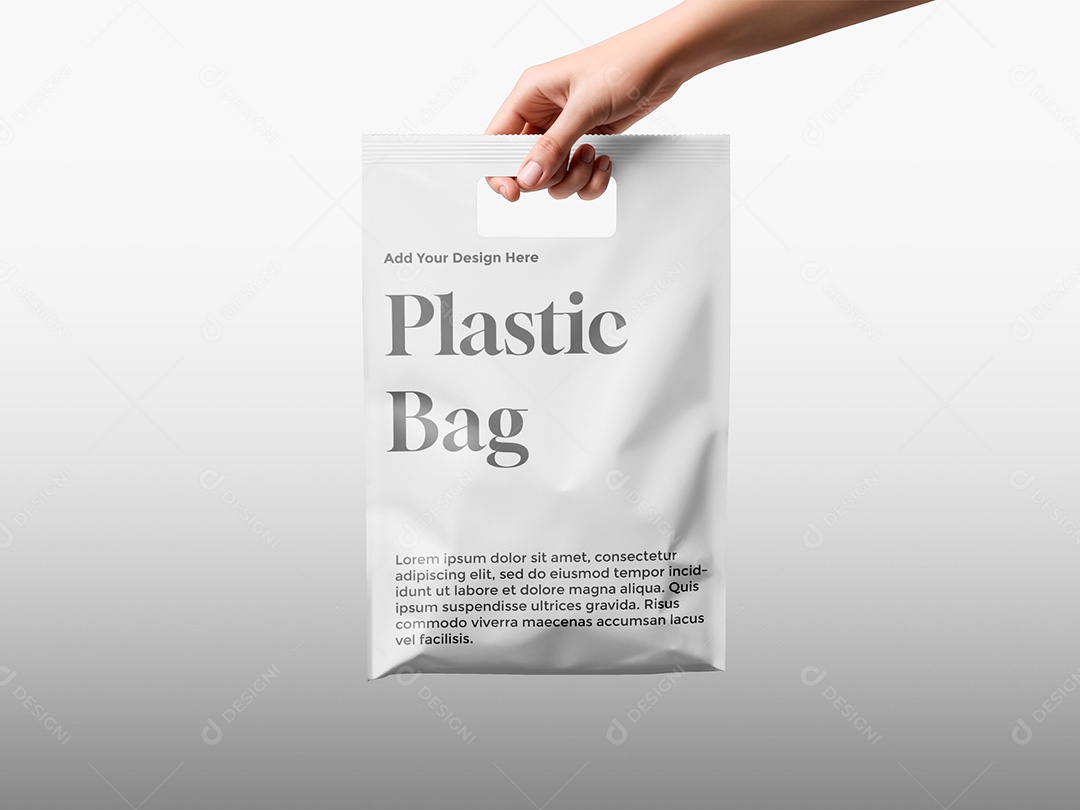 Pessoa Segurando Sacola Plásica Mockup PSD Editável