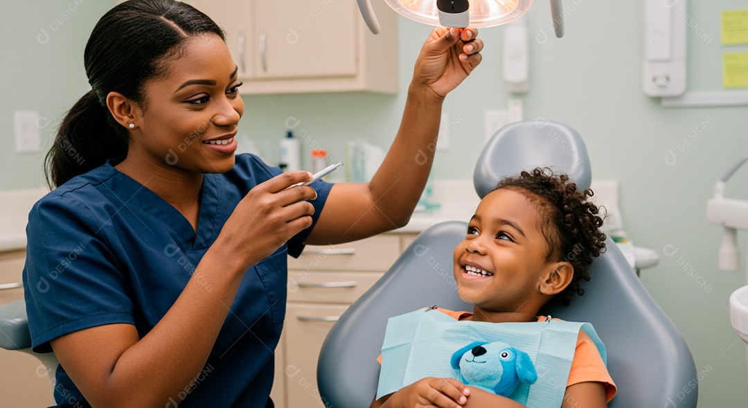 Dentista linda atendendo um garoto fofo