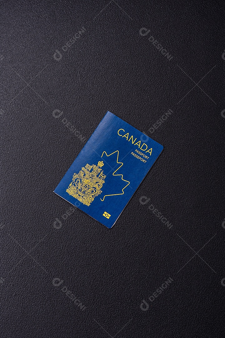 Passaporte canada em uma mesa de concreto