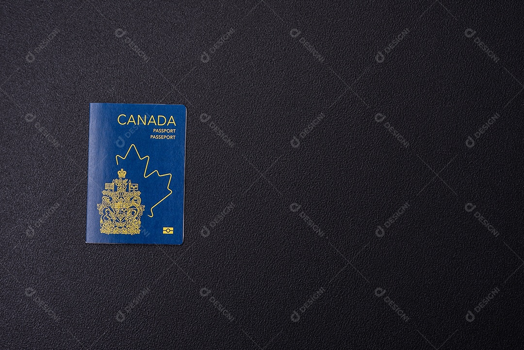 Passaporte canada em uma mesa de concreto