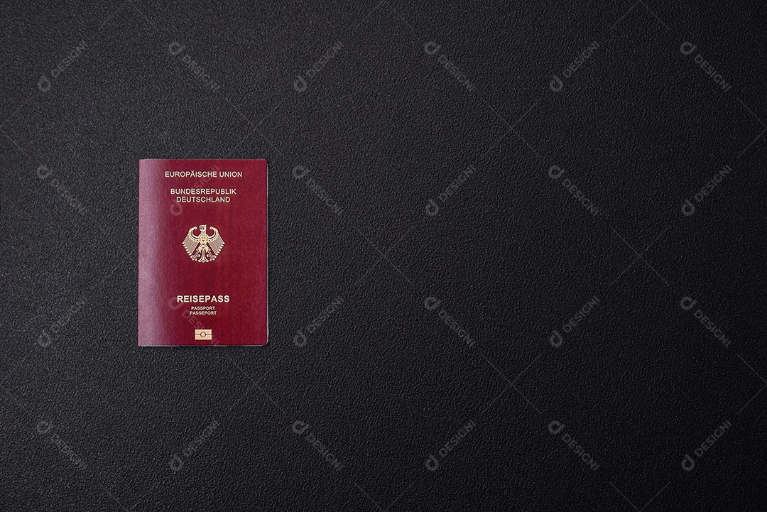 Passaporte Alemanha em uma mesa de concreto