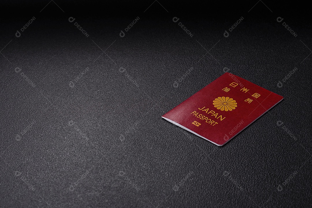 Passaporte japão em uma mesa de concreto