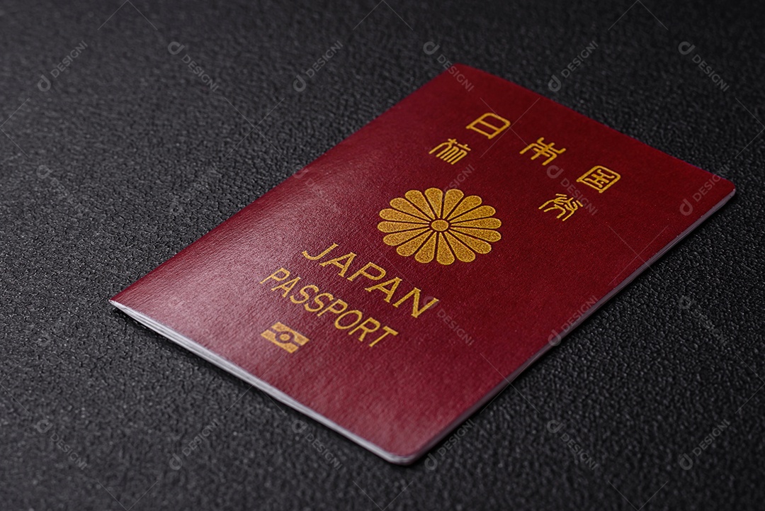 Passaporte japão em uma mesa de concreto