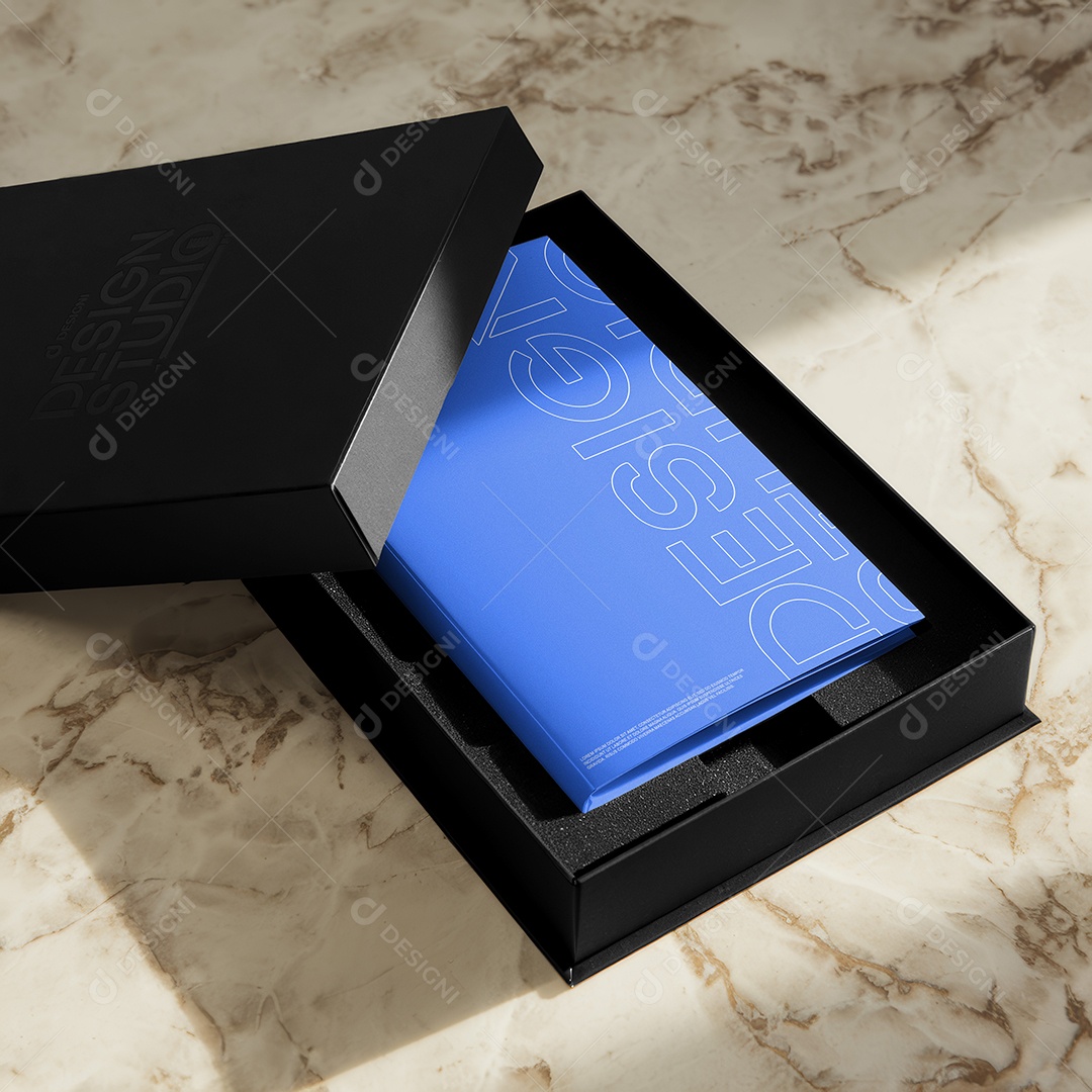 Mockup Pasta de Projeto na Caixa com Hotstamping PSD Editável