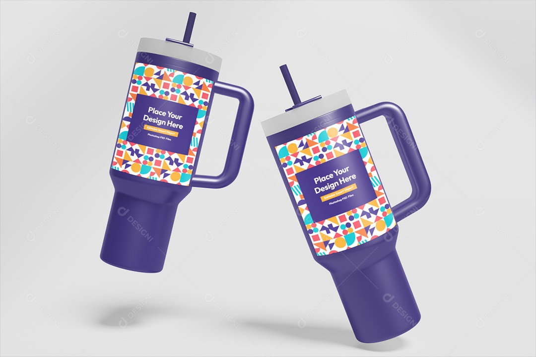 Mockup De Garrafas Térmicas PSD Editável