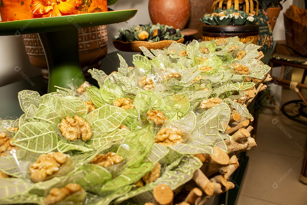 Alimentos saborosos em uma mesa de uma festa