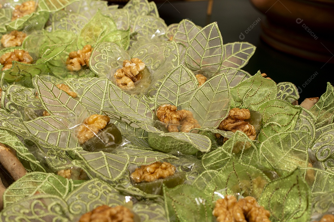 Alimentos saborosos em uma mesa de uma festa