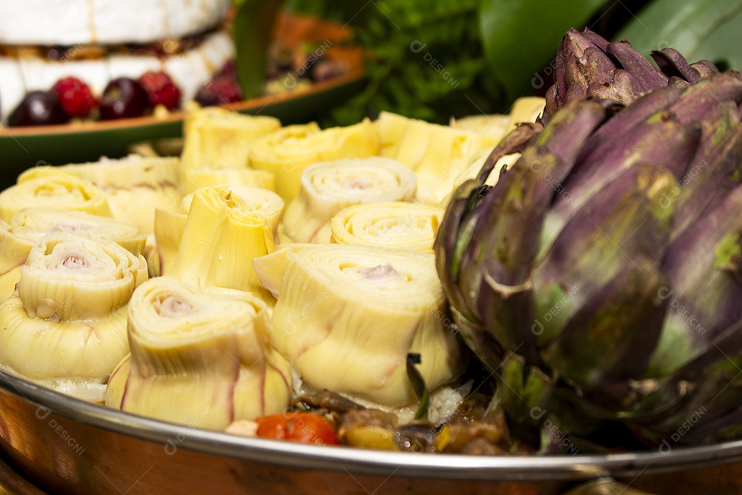 Alimentos saborosos em uma mesa de uma festa