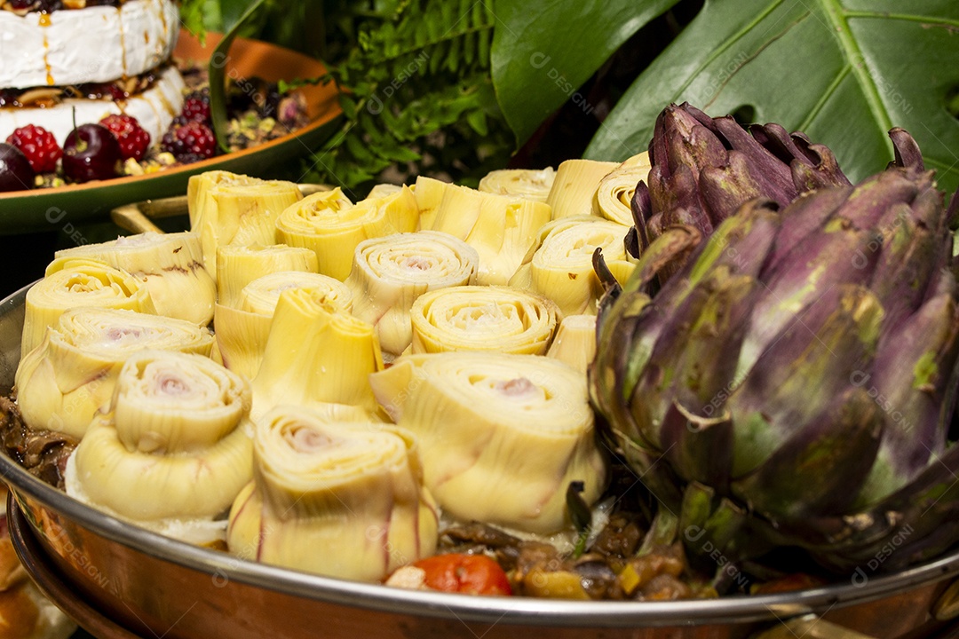 Alimentos saborosos em uma mesa de uma festa