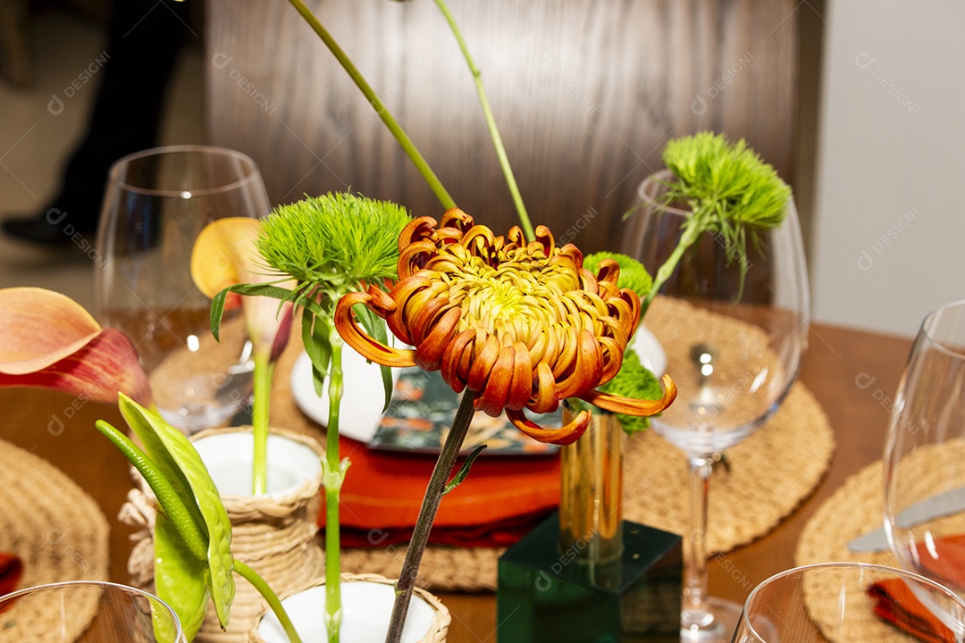 Alimentos saborosos em uma mesa de uma festa