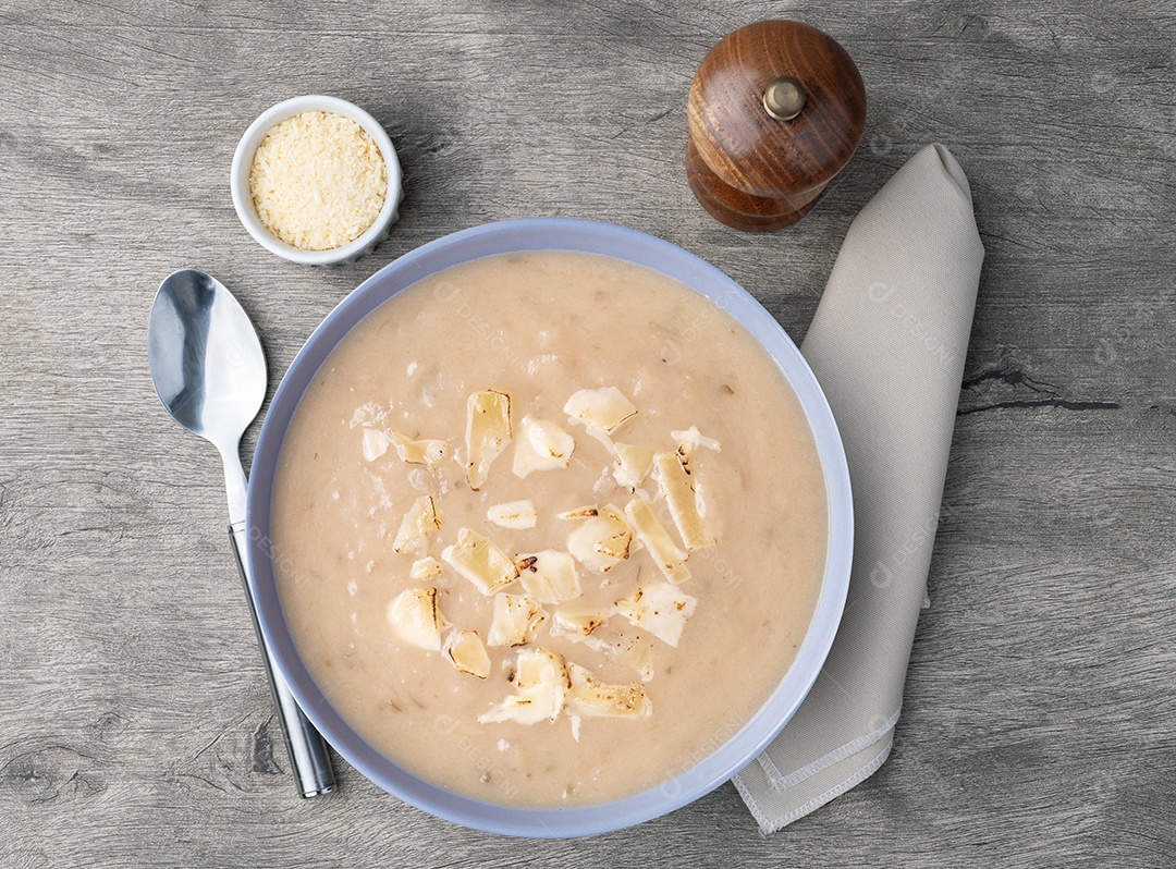 Sopa de Cebola em uma tigela