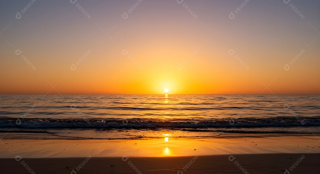 Lindo pôr do sol em uma linda beira praia MP4