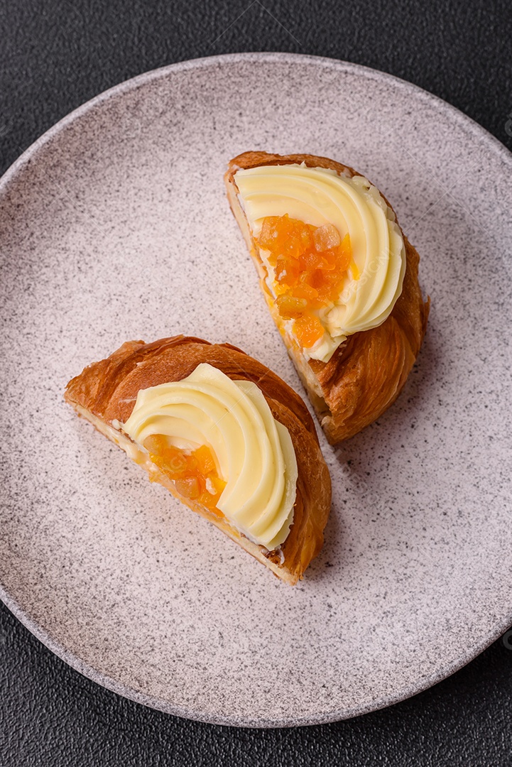 Imagem mostra um doce conhecido como Wienerbrød