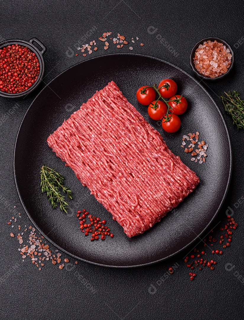 Imagem mostra carne moída crua