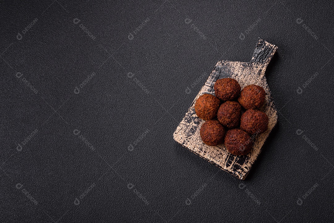 Imagem mostra Falafel, um bolinho frito popular no Oriente Médio