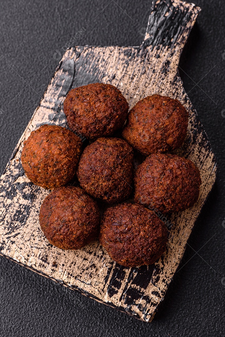 Imagem mostra Falafel, um bolinho frito popular no Oriente Médio