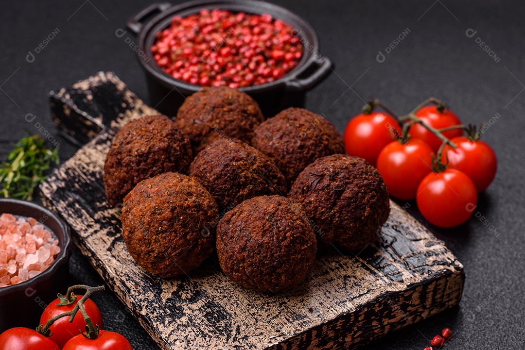 Imagem mostra Falafel, um bolinho frito popular no Oriente Médio