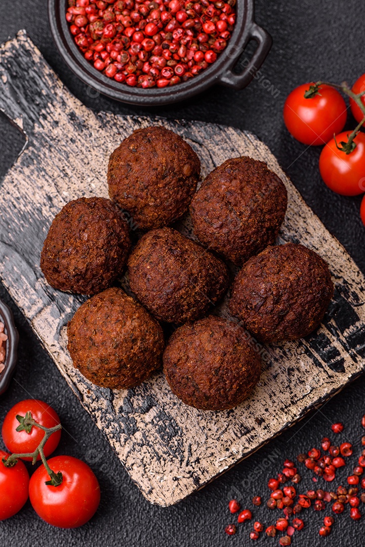 Imagem mostra Falafel, um bolinho frito popular no Oriente Médio