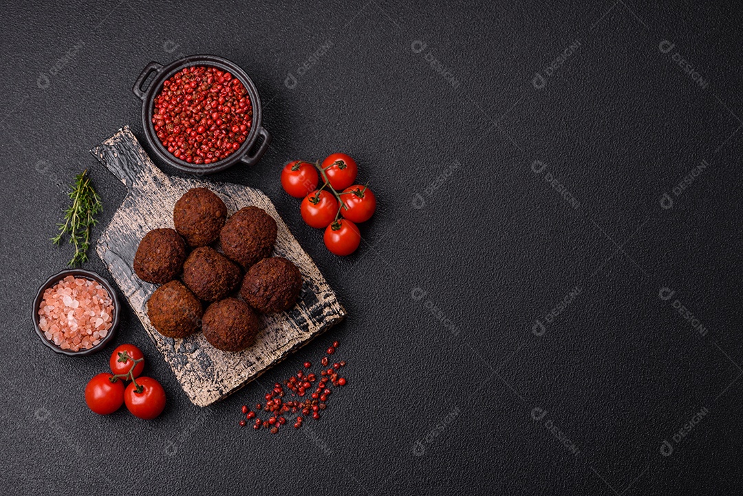Imagem mostra Falafel, um bolinho frito popular no Oriente Médio