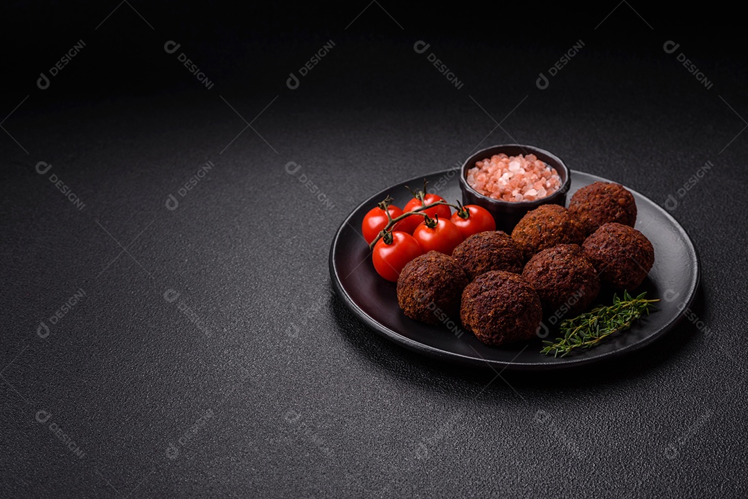Imagem mostra Falafel, um bolinho frito popular no Oriente Médio